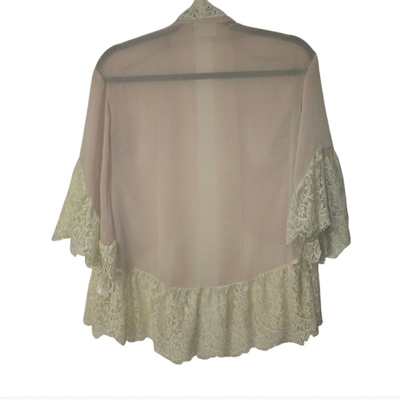 Pins and Needles Womens XS Open Front Top
Lace Sheer Cover Up Urban Outfitter - Picture 3 of 5